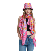 Venta al por mayor bufanda de seda satinada impresión personalizada para las mujeres estolas bufanda larga moda floral impreso diseño bufandas y chales