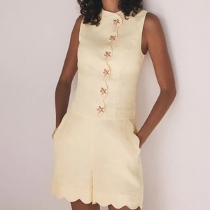 Conjunto de Lino para Mujer, Venta al por Mayor, Chaleco sin Mangas con Cuello en V y Pantalones Cortos, Conjunto de 2 Piezas - Product Image 2