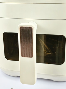 ลดราคา! หม้อทอดไร้น้ำมัน 6-8 ลิตร 1400 วัตต์ พร้อมหน้าต่างมองเห็นอาหาร ความจุขนาดใหญ่ ดีไซน์ดิจิตอลเพื่อสุขภาพ สำหรับใช้ในครัวเรือน  รับผลิตแบบ OEM - Product Image 4