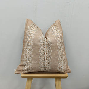 Fodere per cuscini Boho con motivo a tappeto, federe decorative quadrate per esterni con design in <span class=keywords><strong>pizzo</strong></span> marrone beige <span class=keywords><strong>bianco</strong></span> - Product Image 1