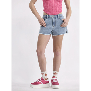 กางเกงยีนส์ขาสั้นสำหรับผู้หญิงดีไซน์ทันสมัยใส่ลำลองปรับแต่งโลโก้ได้ตามต้องการ - Product Image 1