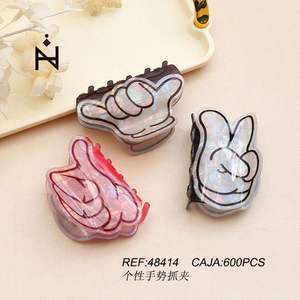 Mgc Nail Catcher Hair Clips Accessorio di moda in plastica da 12 cm per donna con design a forma di gesto della mano in stile cartone animato - Product Image 3