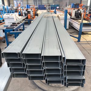 Marco de acero moderno del fabricante de China, correas de celosía de canal duraderas laminadas en frío para techos de paredes, formación de correas de acero - Product Image 5