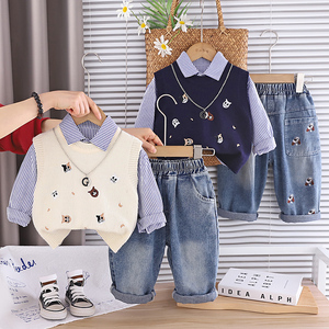 Nouvelle version coréenne : Ensemble décontracté trois pièces pour enfants, motif dessin animé, vêtements de printemps pour garçons, gilet brodé avec lettres et manches longues - Product Image 1