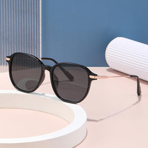 Gafas de sol de estilo europeo para mujer, montura metálica negra, lentes TAC, protección UV400, para viajes al aire libre, conducción, moda - Product Image 4