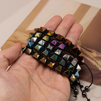 Bracelet en pierres précieuses naturelles fait à la main pour hommes, perles d'hématite géométriques, bracelet tressé, style minimaliste, bracelet pour hommes