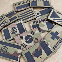 Patchs de drapeau du monde réfléchissants noirs de camouflage CP ruban découpé au laser en nylon avec crochet adhésif patch arrière