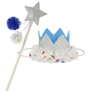 Ensemble de baguettes magiques féériques pour enfants avec paillettes et bandeau en tissu coloré pour filles, idéal pour le Ramadan et les cérémonies de remise des diplômes - Product Image 1