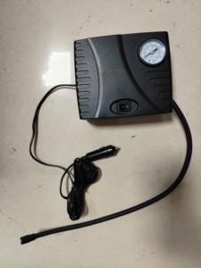 <span class=keywords><strong>Mini</strong></span> <span class=keywords><strong>Compresor</strong></span> de Aire Fácil de Usar para Automóvil, Bomba de Aire de 90 PSI con Manómetro, Inflador de Neumáticos de 12 V CC - Product Image 6