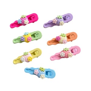 Fanyue personnalisé <span class=keywords><strong>pas</strong></span> <span class=keywords><strong>cher</strong></span> 6cm fraise fleur bébé filles pince à cheveux poignée de cheveux pour enfants 2025 - Product Image 6