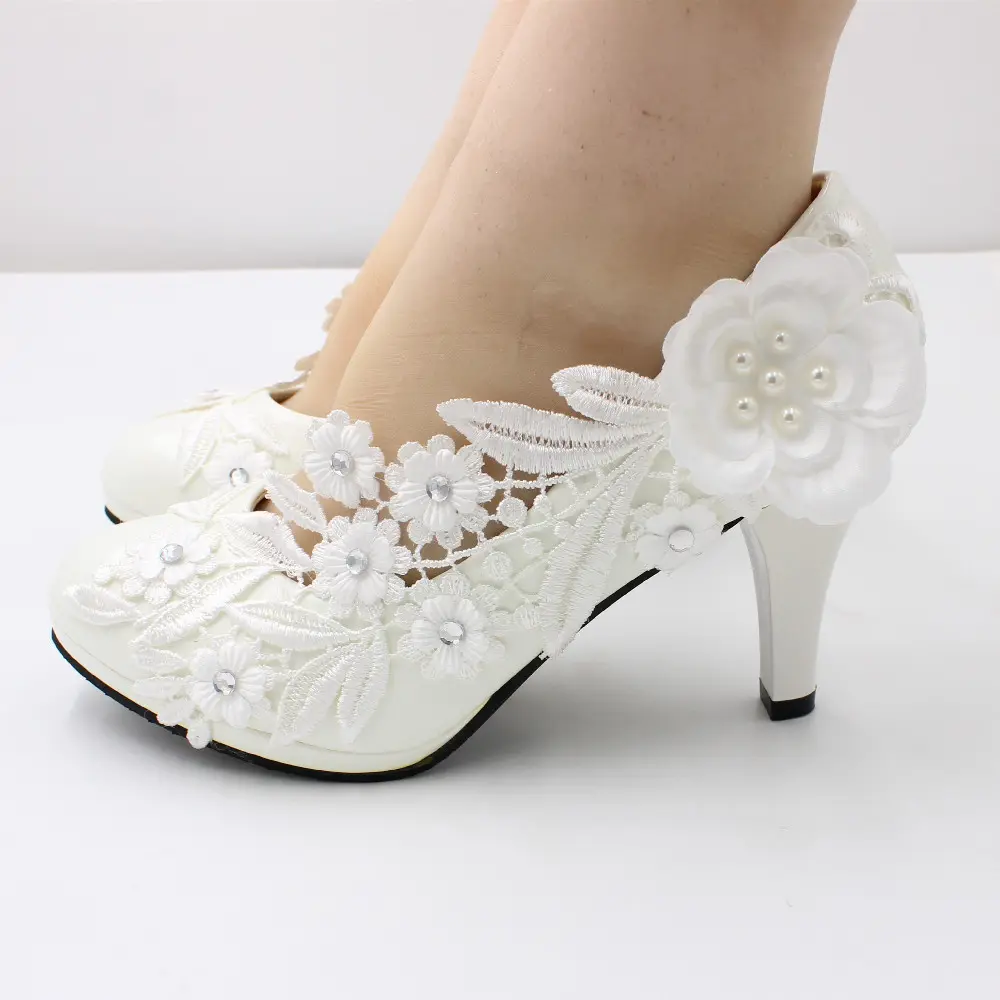 2022 mode nouveau Design fait à la main en Nylon dentelle femmes chaussures de mariage plates pour mariée été blanc dames respirant chaussures décontractées