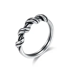 新款到货个性化饰品铁丝十字形戒指不锈钢戒指男士配饰