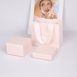 SUNNY PACK - <span class=keywords><strong>Caja</strong></span> de Joyería Magnética Rosa Bebé <span class=keywords><strong>con</strong></span> Bolsa de Papel, Empaque de Regalo Suave <span class=keywords><strong>con</strong></span> Logotipo Personalizado <span class=keywords><strong>para</strong></span> Joyas y Recuerdos de Boda - Product Image 1