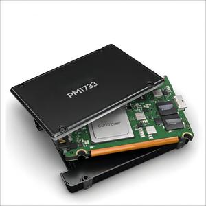 محرك أقراص صلبة داخلي رقمي PM893 MZ7L3960HCJR-00A07 بسعة 960 جيجابايت 4×4 SSD 2.5 بوصة للخوادم مع منفذ توسعة - Product Image 3