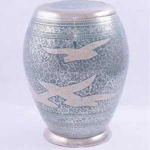Urna Funeraria de Aluminio Plateado Hecha a Mano, Recuerdo Conmemorativo, Florero para Cenizas de Adultos, Decoración para el Suelo - Artesanía India para el Hogar - Product Image 1