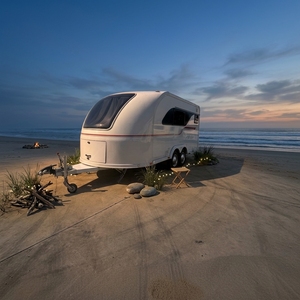 Caravane légère en aluminium pour 4 personnes, maison mobile, <span class=keywords><strong>camping</strong></span>-car, châssis haute résistance, amortisseurs, design moderne, voyage - Product Image 1