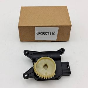 Attuatore Valvola Miscelazione per SKODA ROOMSTER/Praktik <span class=keywords><strong>FABIA</strong></span>/<span class=keywords><strong>II</strong></span>/<span class=keywords><strong>Combi</strong></span> 1.4L 6R0907511C 6R0907511 - Product Image 1