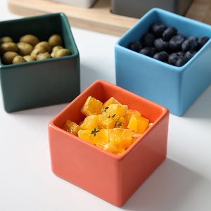 Set di Antipasti Moderno ed Ecologico, Vassoio Decorativo <span class=keywords><strong>in</strong></span> Bambù con Set di 3 Ciotole <span class=keywords><strong>in</strong></span> <span class=keywords><strong>Ceramica</strong></span> Colorata per Dessert e Snack - Product Image 5