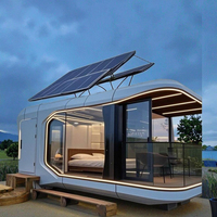 Modules de glamping de luxe préfabriqués en acier, conteneurs de couchage, designs de chambres capsule spatiale, fenêtres à ventilation panoramique, bâtiment de bureaux solaire