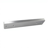 Bande de positionnement en aluminium anodisé argenté sur mesure avec trous taraudés, usinée CNC