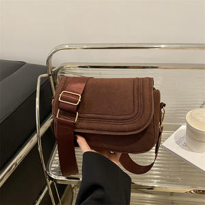 Bolso Bandolera Plegable de PU de Color Sólido, Estilo 2026, con Cierre de Cremallera, Diseño Cuadrado Pequeño de Alta Calidad - Product Image 4