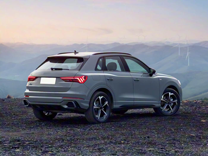 Audi <span class=keywords><strong>Q3</strong></span> 2026 Quattro Edizione da Collezione 45° Anniversario Modello 35TFSI <span class=keywords><strong>SUV</strong></span> 5 Porte 5 Posti per Gite in Famiglia e Viaggi - Product Image 3