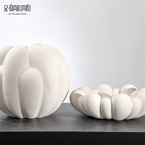 Pièces Décoratives en Céramique au Design <span class=keywords><strong>Intérieur</strong></span> Nordique Tendance pour la <span class=keywords><strong>Décoration</strong></span> de la <span class=keywords><strong>Maison</strong></span> - Product Image 1