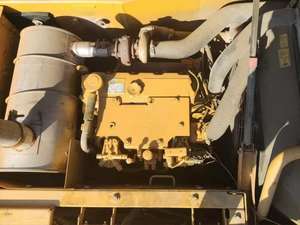 Cylindre hydraulique d'occasion d'excavatrice sur chenilles CAT 315D 15 tonnes avec godet de creusement pour la construction à usage domestique - Product Image 6