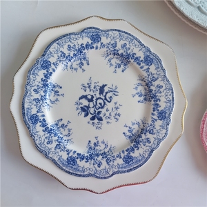 Assiettes de présentation en porcelaine vintage élégantes à motif floral pour mariage, avec bordure fleurie, pour la location événementielle - Product Image 6