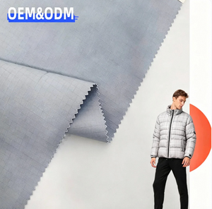 Tecido Woven Tiny <span class=keywords><strong>Ripstop</strong></span> Stretch TC 65% Poliéster 33% Algodão 2% Spandex 225gsm 150cm de Largura Estilo Pontilhado para Jaqueta de Pluma - Product Image 1