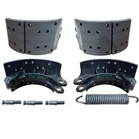 Compatible avec l'ensemble de sabots de frein TATA, référence OEM 410642990253 LPO 1822 1613 1618, pièces pour camions, bus et véhicules utilitaires.