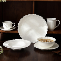 Service de Table en Céramique de Luxe Français à Motifs Floraux en Relief, Assiettes et Bols en Porcelaine à Bord Festonné, Écologique, Sans BPA, pour Hôtels, Vente en Gros