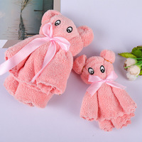 Fabricant Vente en gros Serviette carrée en polaire corail souvenir épaissie absorbante à séchage rapide Cadeau personnalisé Retour ours Maison