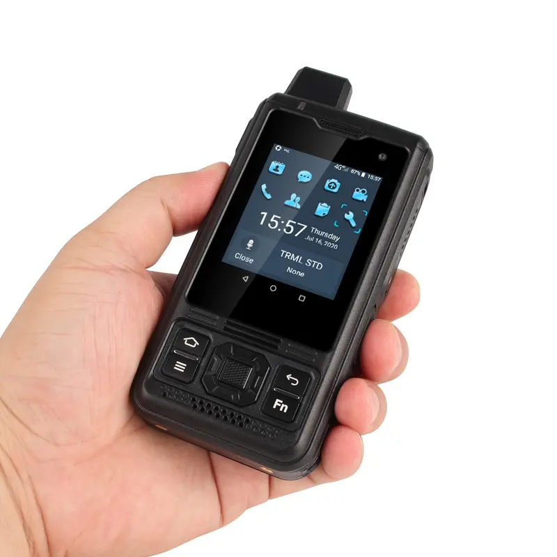 UNIWA B8000สมาร์ทโฟนขนาดเล็ก4G LTE POC,วิทยุสื่อสารสองทาง IP68กันน้ำ4000MAh แบตเตอรี่50กม.