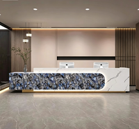 Bureau d'accueil moderne en marbre personnalisé avec éclairage LED pour hôtel, salon, entreprise, hall d'entrée