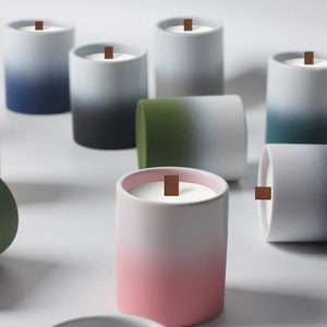 Vaso de vela de lujo con degradado, logotipo personalizable, estilo nórdico, esmerilado, para decoración del hogar y bodas, grandes recipientes vacíos para velas con acabado mate - Product Image 1
