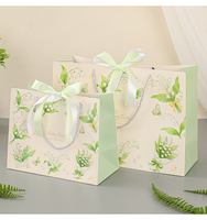 Sac en papier de luxe écologique imprimé floral Muguet pour douche nuptiale, Saint-Valentin et bougies