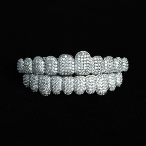 Grillz en Zirconium Pur à 10 Dents, Doré, Style Hip Hop, Unisexe, pour Usage Quotidien, Design Géométrique, Sertissage en Canal Y0160 - Product Image 2