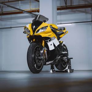 Motocicleta Deportiva de 599cc, 118hp, 14500rpm, <span class=keywords><strong>Cuatro</strong></span> Cilindros en Línea, Refrigerada por Agua, DOHC, 16 Válvulas, para Carreras, Pista, Calle y Uso Diario - Product Image 6