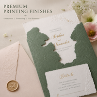 Ensemble d'invitations de mariage de luxe personnalisées, gaufrées, avec motif paysager végétal vintage, noms en feuille d'or et carte de réponse assortie