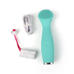 Brosse nettoyante pour le visage imperméable et rechargeable pour hommes et femmes nettoyant exfoliant et massant le visage électrique - Product Image 5