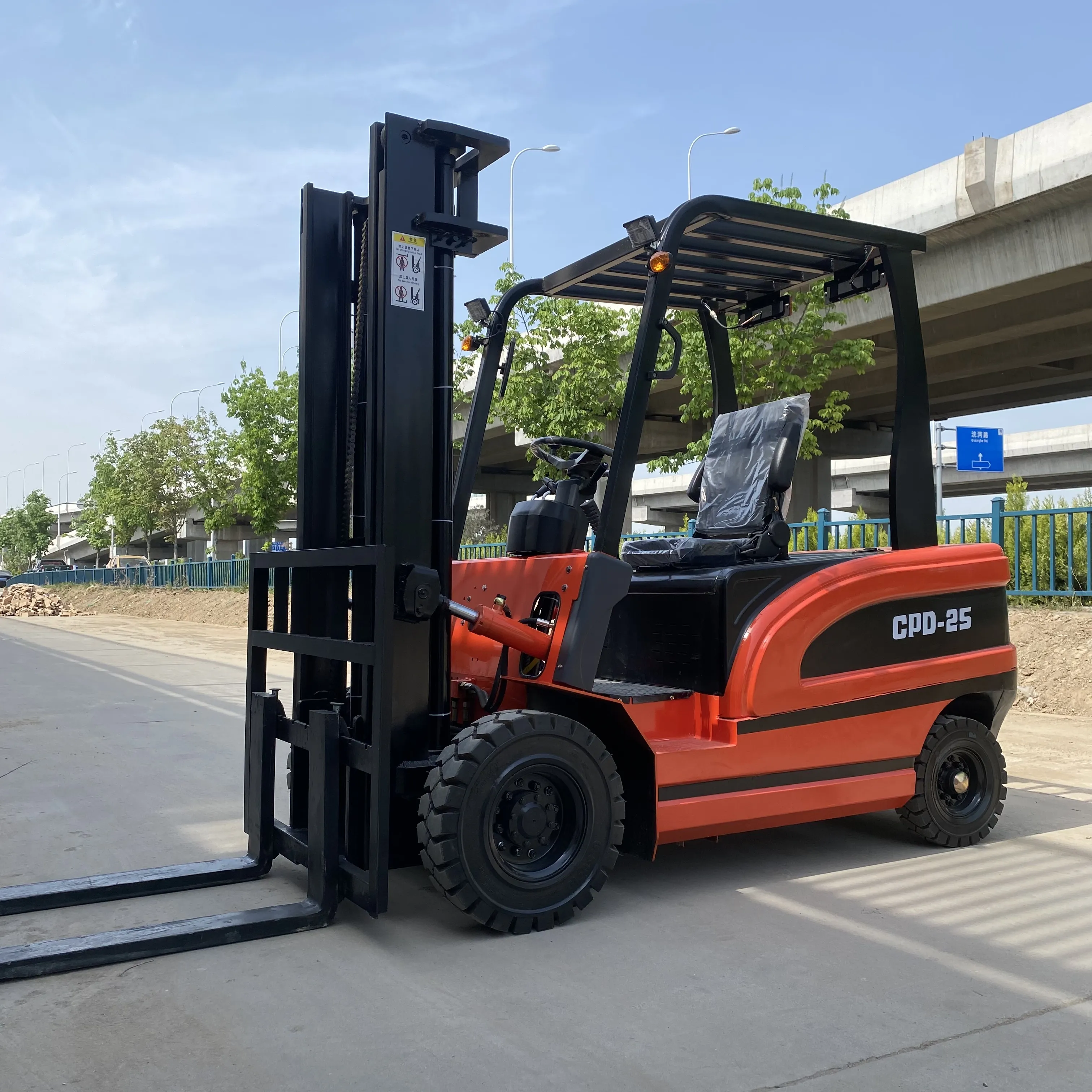 Factory price  China high quality mini forklifts 1.5 ton 2 ton 3 ton 5 ton diesel forklift new electric forklift truck