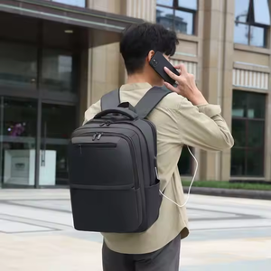 Sac à dos pour ordinateur portable Oxford de grande capacité Chargement USB de conception commerciale étanche à la mode - Product Image 4