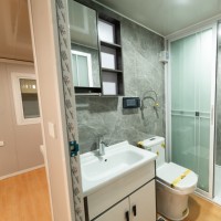 Maison conteneur modulaire 20ft 40ft, kit plat, utilisation hôtel/appartement, design moderne, installation rapide, extensible, couleur personnalisable