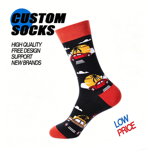 Chaussettes de <span class=keywords><strong>voiture</strong></span> vintage amusantes personnalisées en coton de haute qualité pour hommes et femmes, motif scarabée rouge, conception gratuite, OEM ODM, vente en gros - Product Image 1