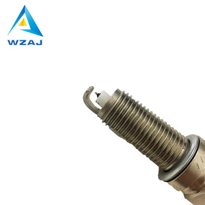 Bujías Sp-411 con Punta de Iridio para Motor de Gasolina Ford Taurus Mondeo - Product Image 2