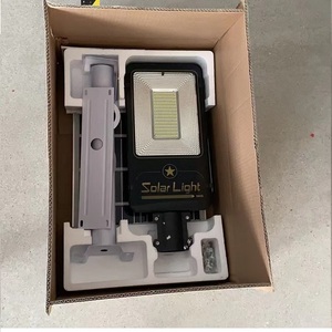ไฟถนนโซลาร์เซลล์ LED รุ่น TRISTAR TSSL Series ได้รับการรับรองมาตรฐาน IP66 กำลังไฟ 150 วัตต์ ความสว่างสูง ทนทานต่อสภาพอากาศ ดีไซน์แยกส่วน เหมาะสำหรับสวนและพื้นที่กลางแจ้ง - Product Image 3