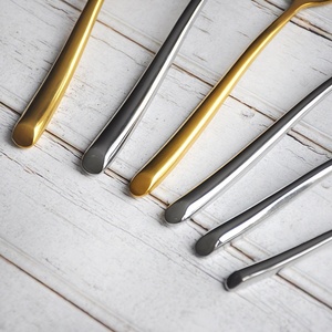 Oro o plata de acero inoxidable biselado manejar cubiertos estilo moderno cubiertos de plata - Product Image 4