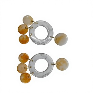 Pendientes Modernos de Resina Ecológica, Pulidos, Tamaño Personalizado, para Mujer, Regalos para Fiestas y Bodas - Product Image 1