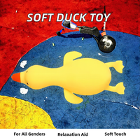 Offre Spéciale QF Doux Animal Squeeze Jouet Jouets Sensoriels Squishy Jouet Kawaii Farine TPR Plastique Fidget Vent Jaune Canard